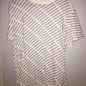 CALVIN KLEIN WHITE TEE SPREAD LOGO
